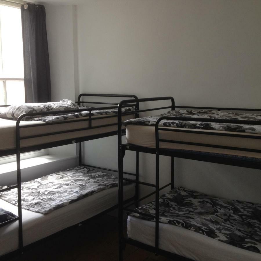 Boonkeys Surf Hostel