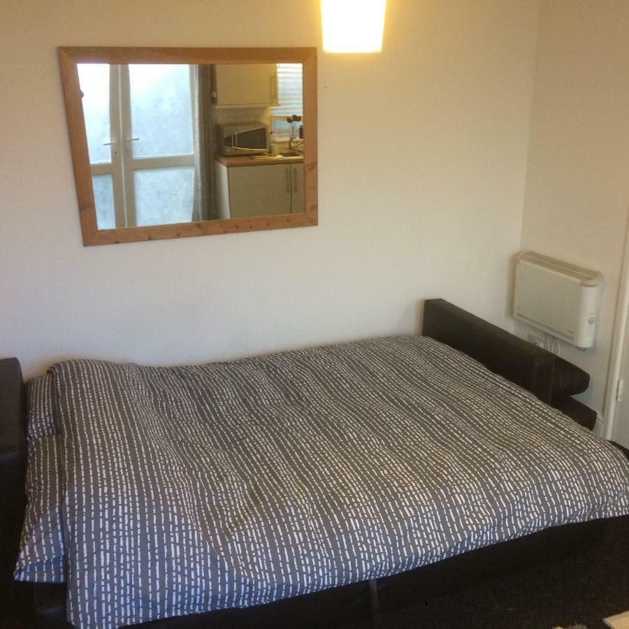 Boonkeys Surf Hostel *